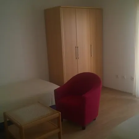 J&b House Hvar Apartment *