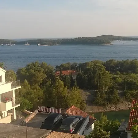 Apartment J&b House Hvar