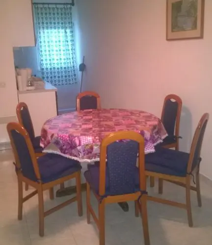 J&b House Hvar شقة هفار