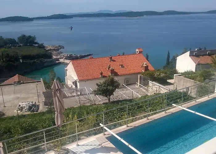 J&b House Hvar شقة *