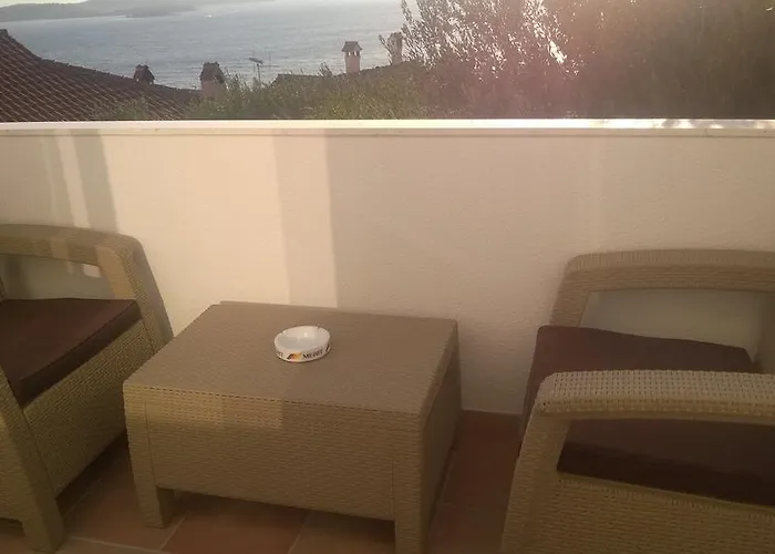 شقة J&b House Hvar *