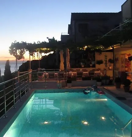 Apartment J&b House Hvar
