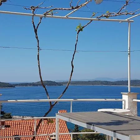 J&b House Hvar Daire