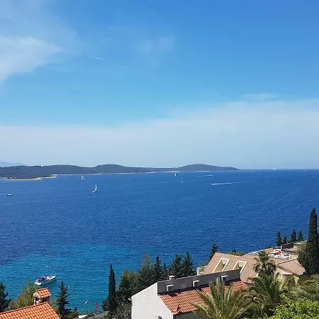 Daire J&b House Hvar